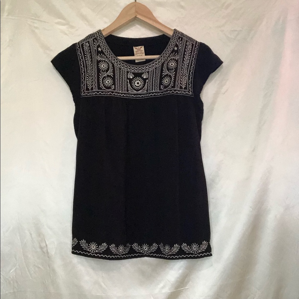 Faded Glory black embroidered top